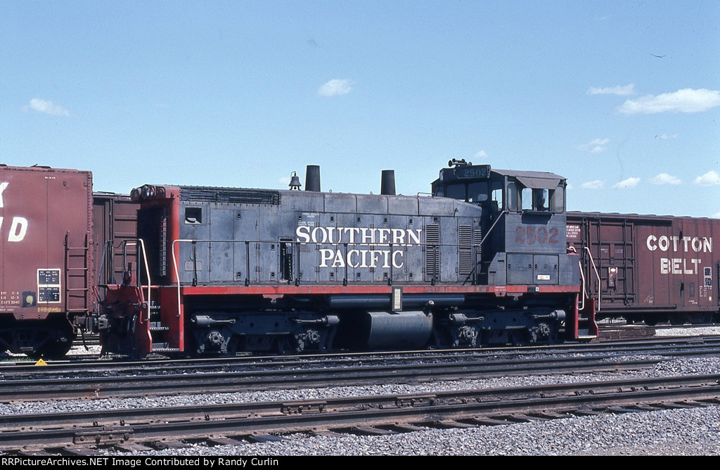 SP 2502 at Topeka